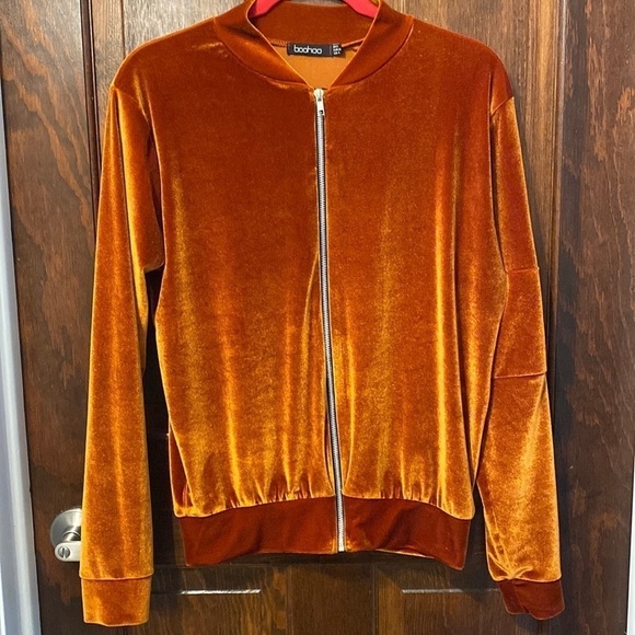 Boohoo Velour Long Sleeve Zip-Up Jacket - Picture 1 of 7